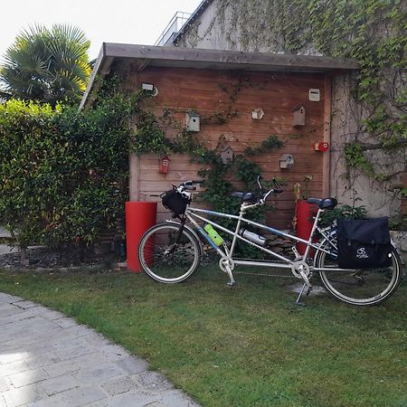 La Pause Angevine Bed & Breakfast Angers Exterior photo