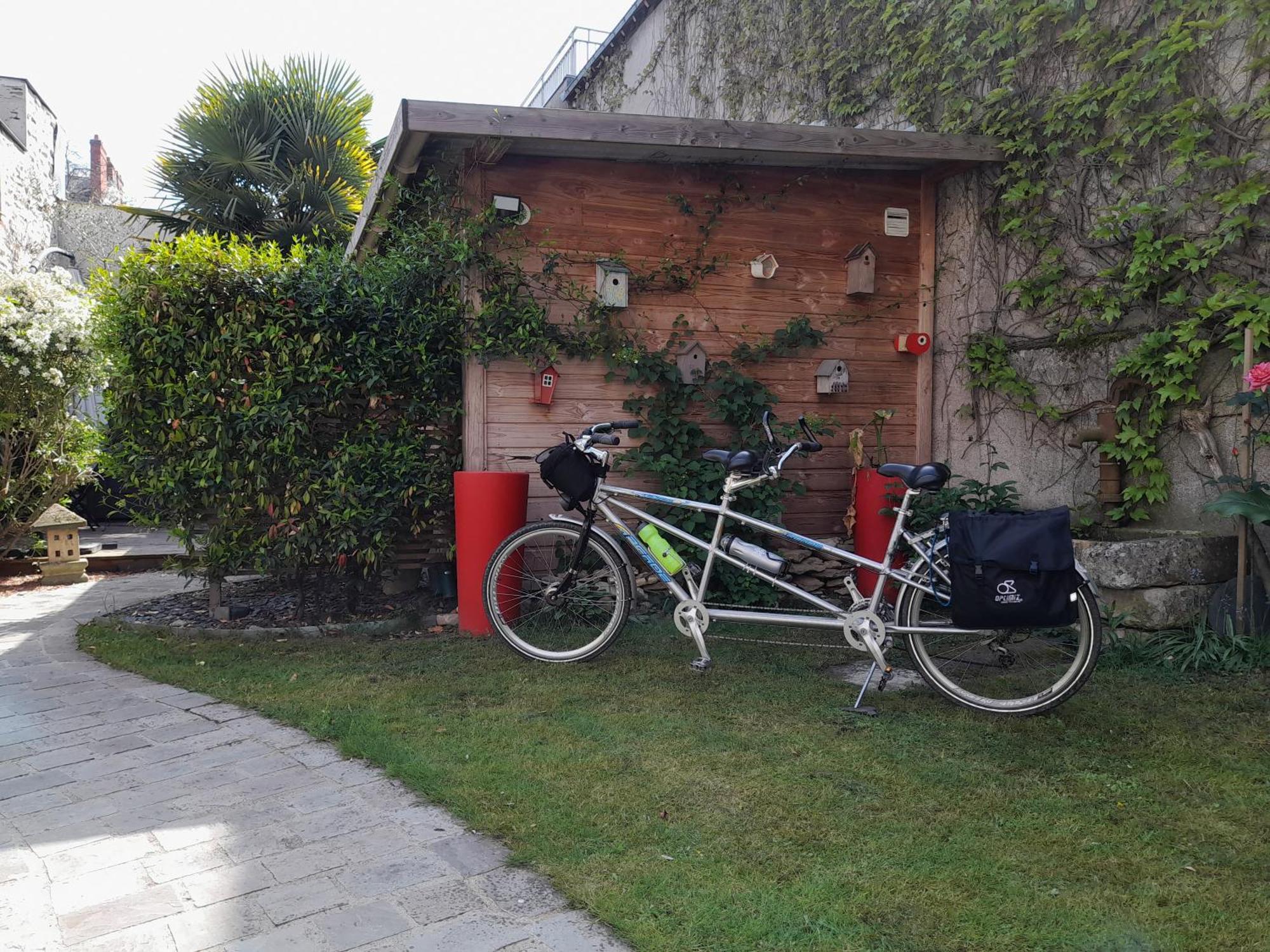 La Pause Angevine Bed & Breakfast Angers Exterior photo