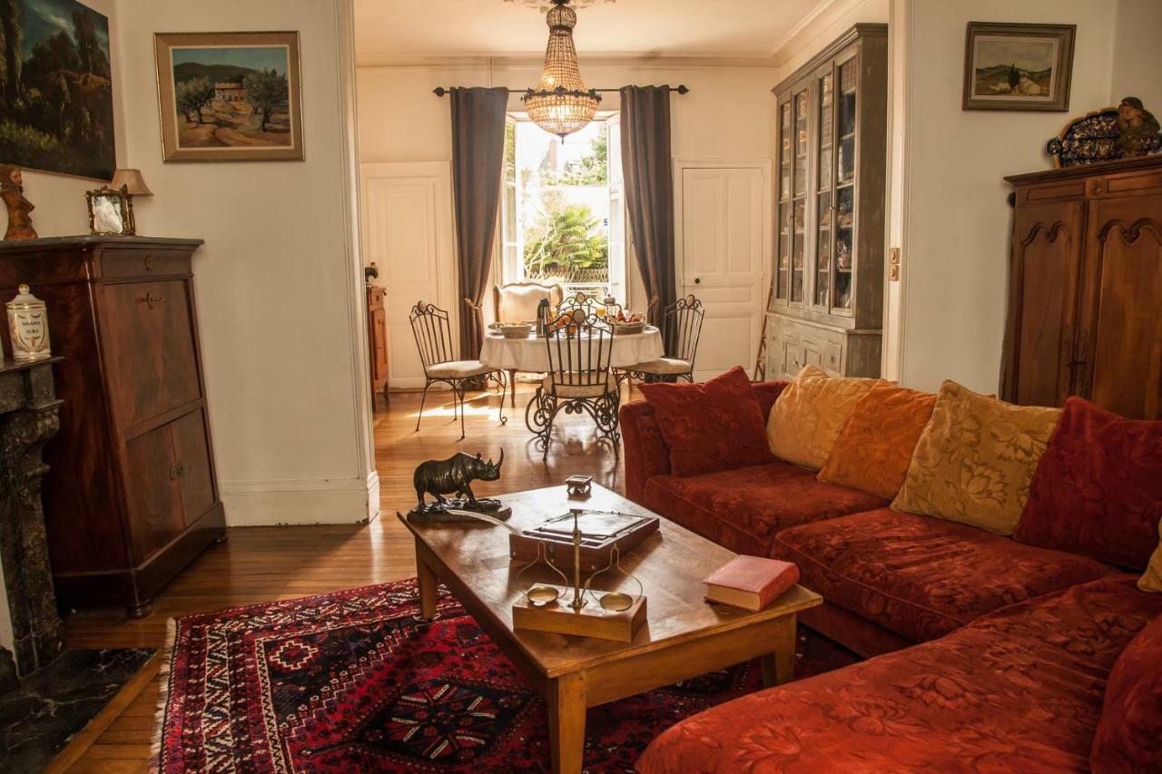 La Pause Angevine Bed & Breakfast Angers Exterior photo